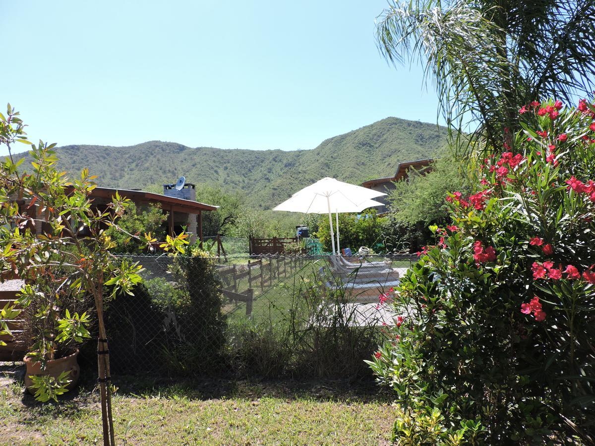 Cabanas Los Cockers Villa General Belgrano Exterior photo